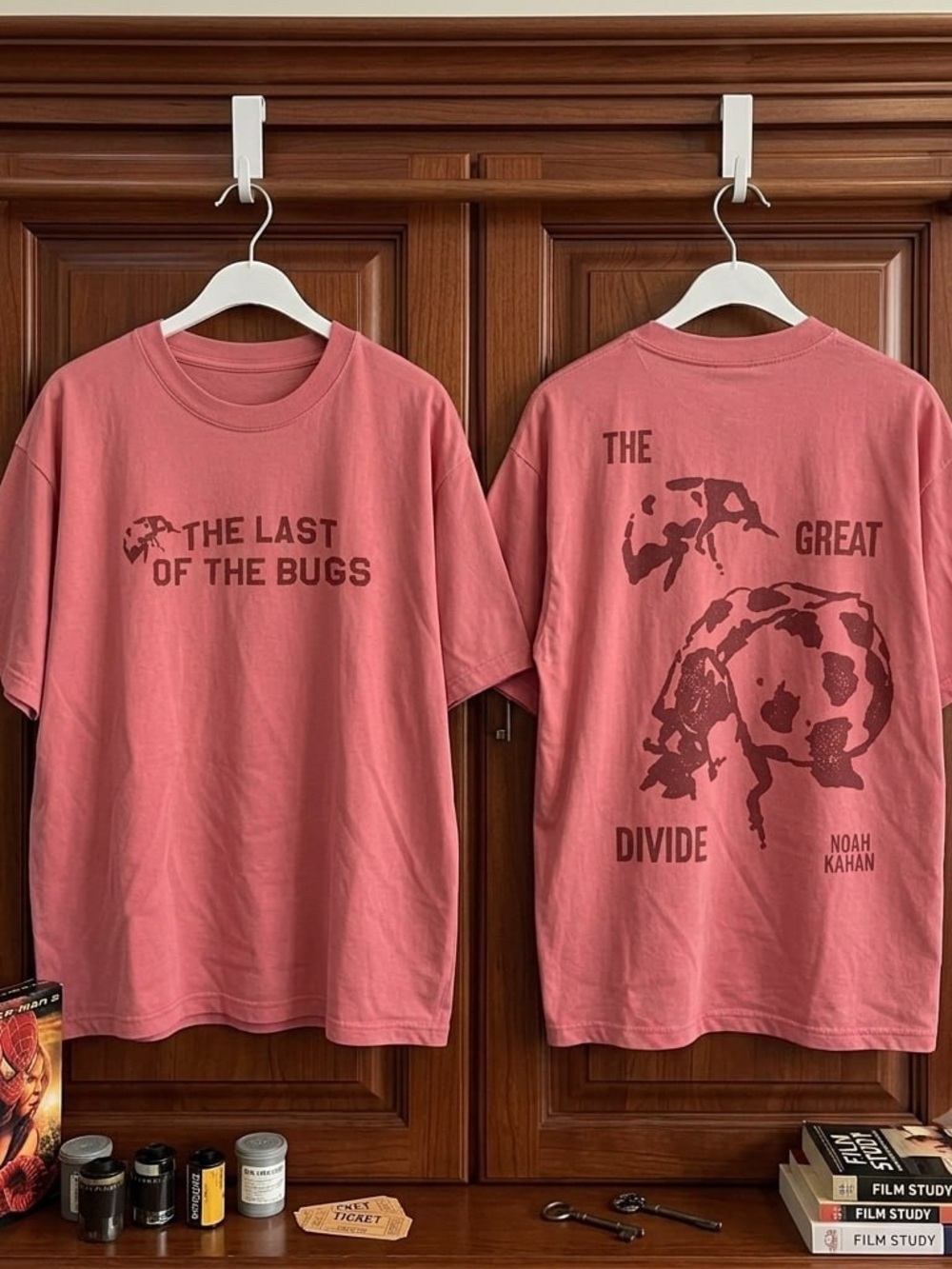 Noah Kahan 'The Last of the Bugs' Graphic Tee - Dusty Rose
